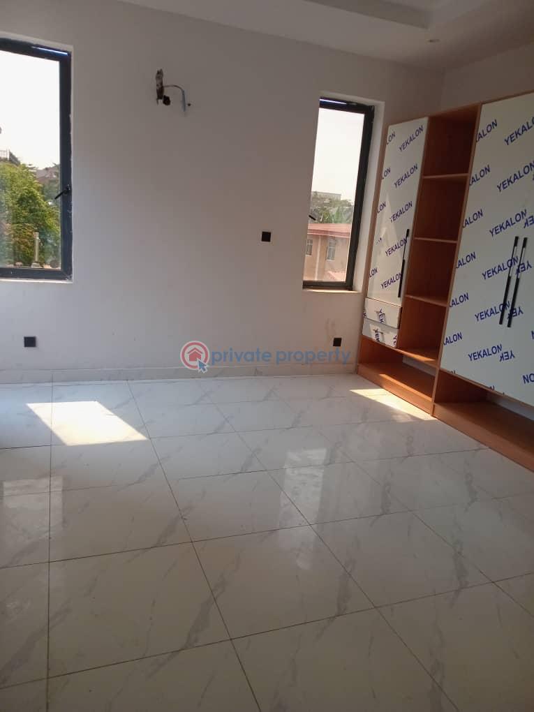 3 bedroom Flat & Apartment For Sale Gra Ikeja Lagos - 10