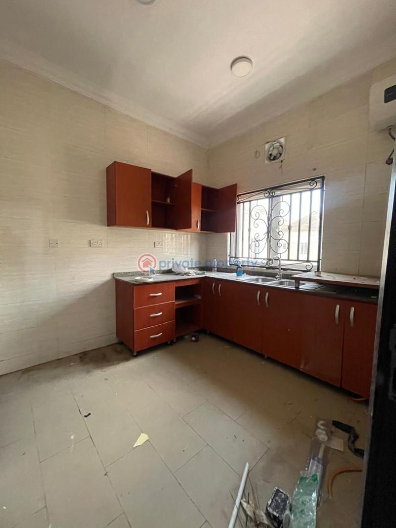 3 bedroom Block Of Flats For Rent Agungi Lekki Lagos - 3