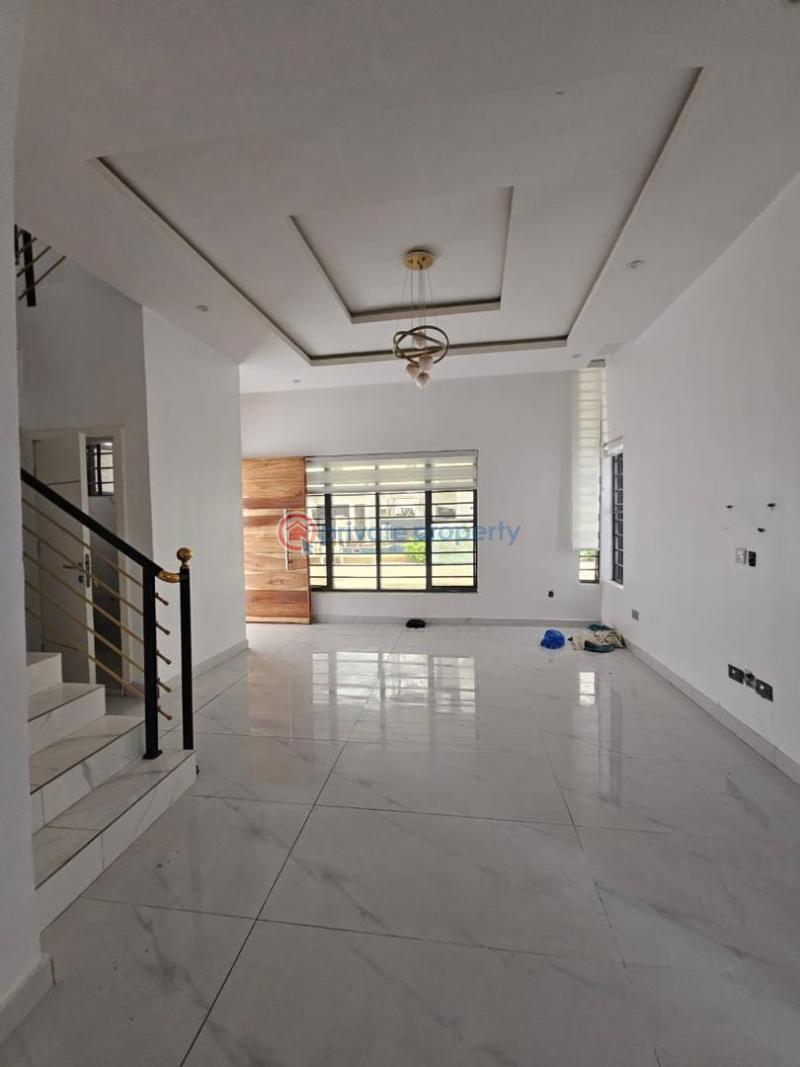 3 bedroom Terraced Duplex For Rent Ajayi Apata Estate Crown Estate Ajah Lagos - 9