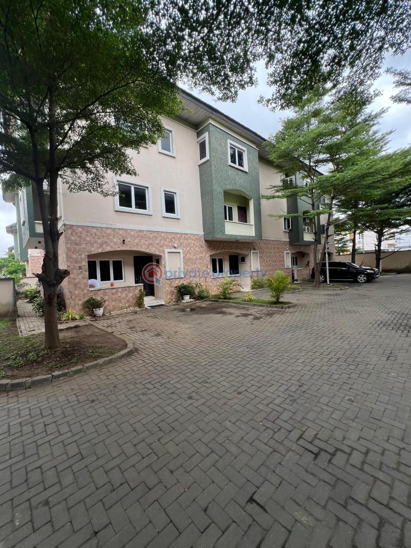 3 bedroom Townhouse For Rent Osapa London, Lekki Osapa London Lekki Lagos - 0