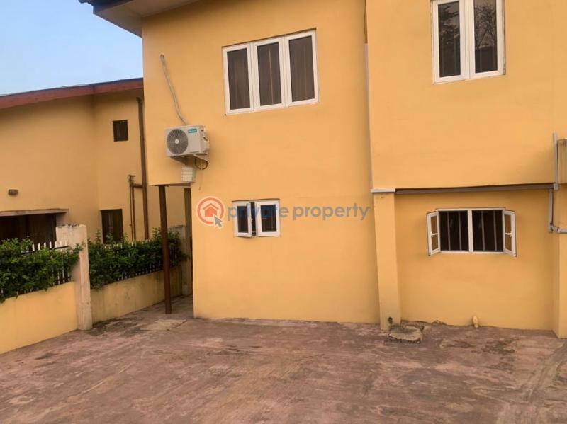 3 bedroom short let duplex apartment at wknm apartments - 11 3 bedroom Duplex Short let 1, Emmanuel Adeniyi Ajuwon 1, Oladapo Shodunke Close, Off Emmanuel Adeniyi Street, Emilola Awe Drive, New Bodija, Ibadan Bodija Ibadan Oyo - 11