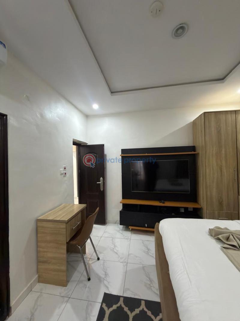 Flat & Apartment Short let Omolayo Akobo , Ibadan Ibadan Oyo - 8