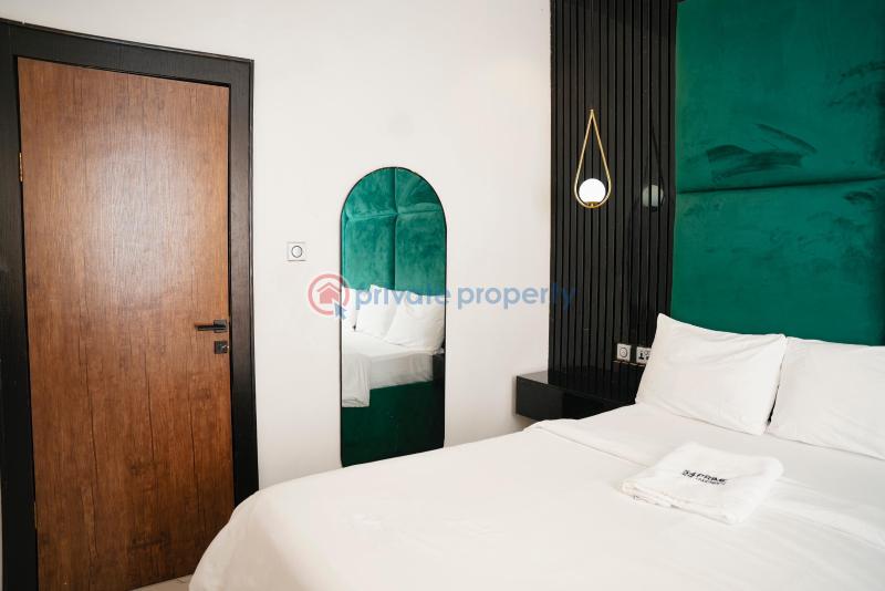 3 bedroom Flat & Apartment Short let Airport Road Oredo  - 6