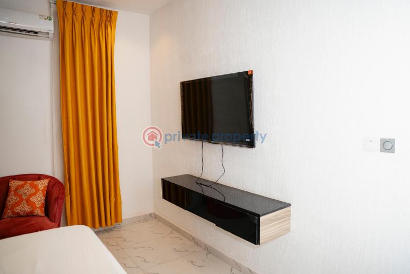3 bedroom Flat & Apartment Short let Airport Road Oredo  - 9