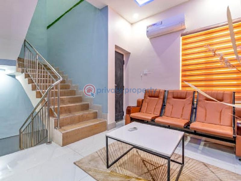 3 bedroom shortlet in ikota gra - 6 3 bedroom Flat & Apartment Short let Ikota Lekki Lagos - 6