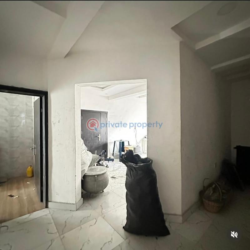 3 bedroom spacious apartment at surulere lagos - 9 3 bedroom Block Of Flats For Sale Ogunlana Surulere Lagos - 9