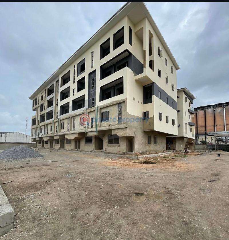 3 bedroom Block Of Flats For Sale Eric Moore Surulere Lagos - 0