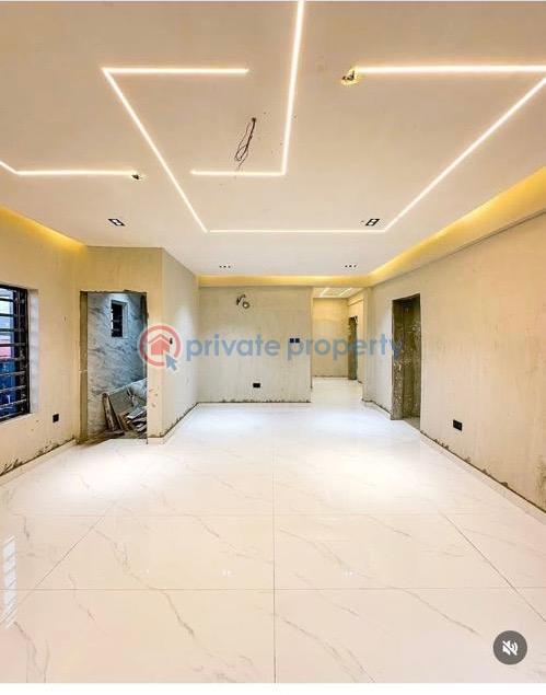 3 bedroom Block Of Flats For Sale Yaba Lagos - 2