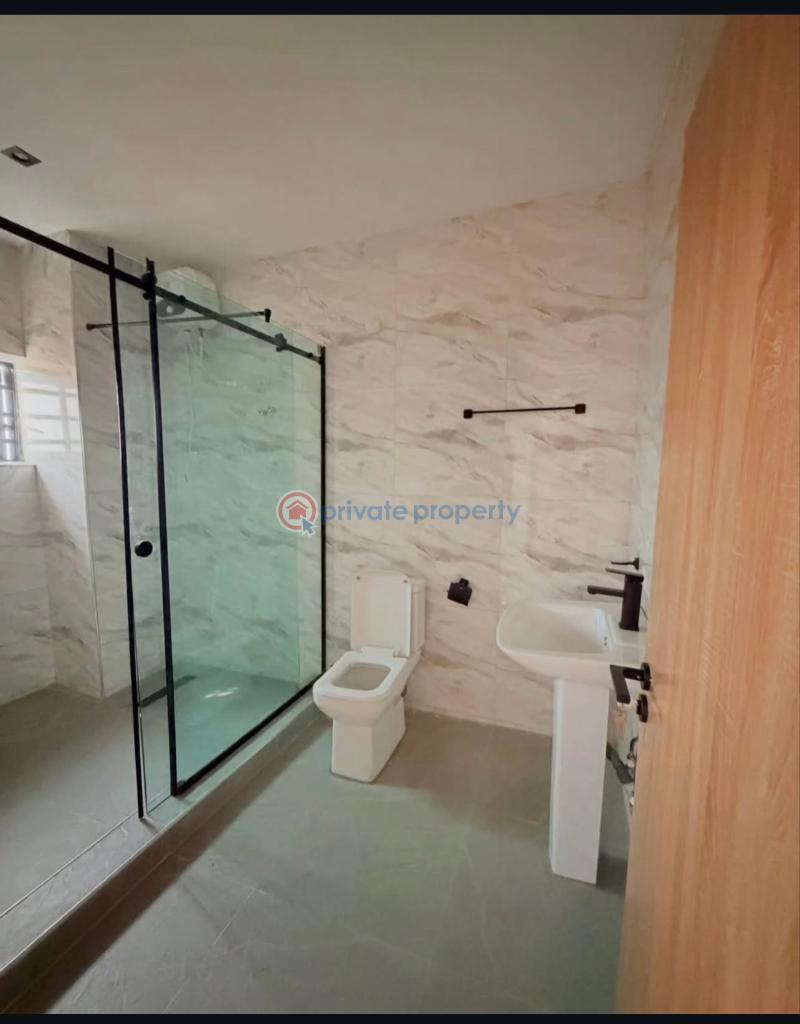3 bedroom Block Of Flats For Sale Yaba Lagos - 4