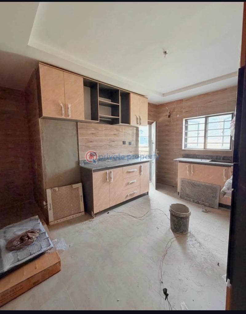 3 bedroom Block Of Flats For Sale Yaba Lagos - 3