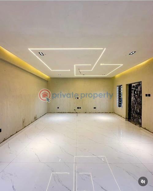 3 bedroom Block Of Flats For Sale Yaba Lagos - 9