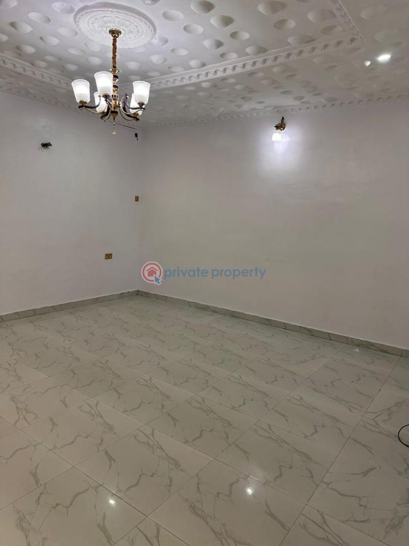 3 bedroom Terraced Bungalow For Sale Gowon Estate Egbeda Egbe/Idimu Lagos - 2