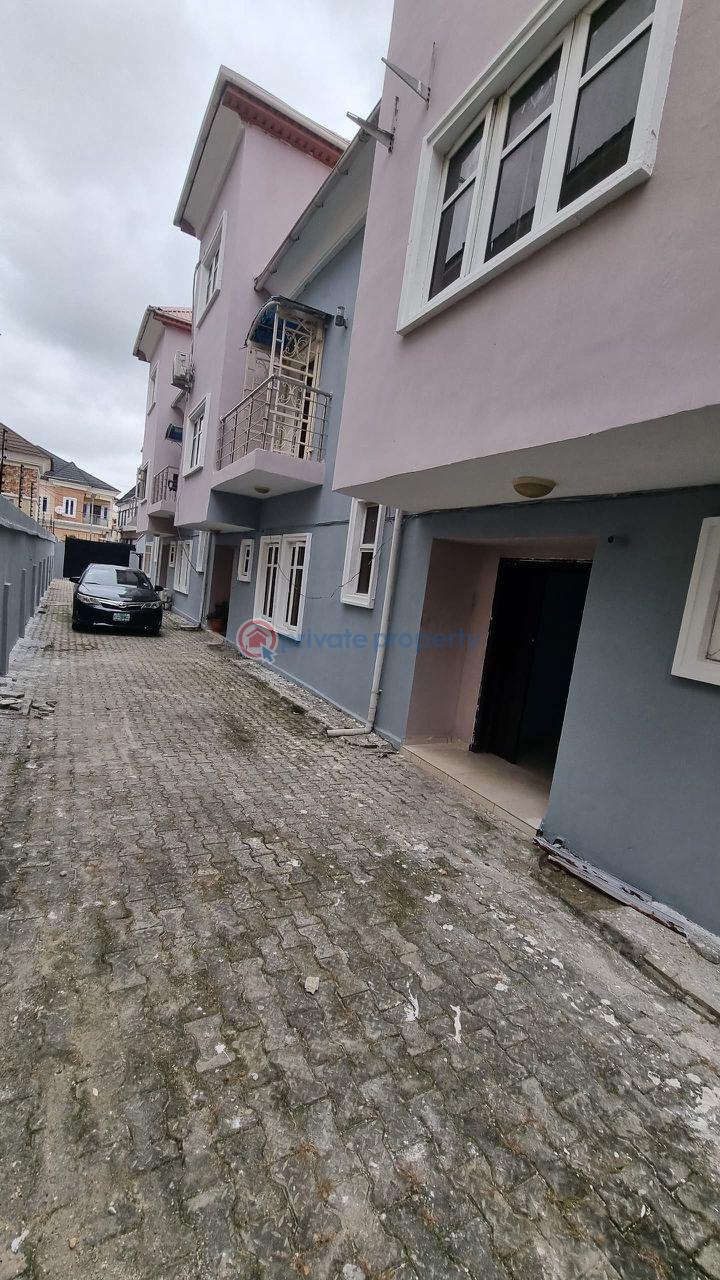 3-bedroom terrace duplex - 11 3 bedroom Terraced Duplex For Rent Osapa London Lekki Lagos - 11
