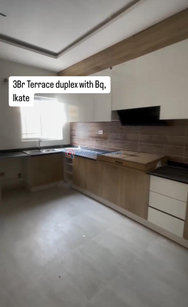 3 bedroom Terrace For Sale Meadow Hall Way Preston Court Victoria Bay Ikaye Ikate Elegushi Lekki Lagos - 2