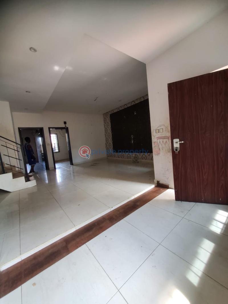 3 bedroom Terraced Duplex For Rent Ajah Lagos - 14