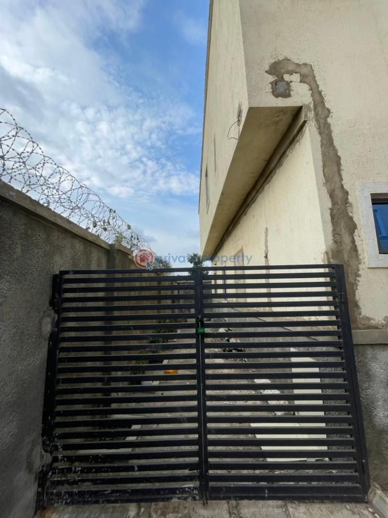 3 bedroom House For Sale Wumba Abuja Phase 3  - 4