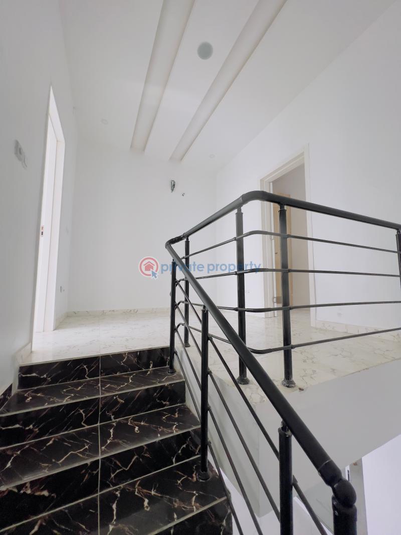 3  bedroom terrace duplex - 10 3 bedroom Terraced Duplex For Sale Off Orchid Road, Before The Roundabout Lafiaji Lekki Lagos - 10