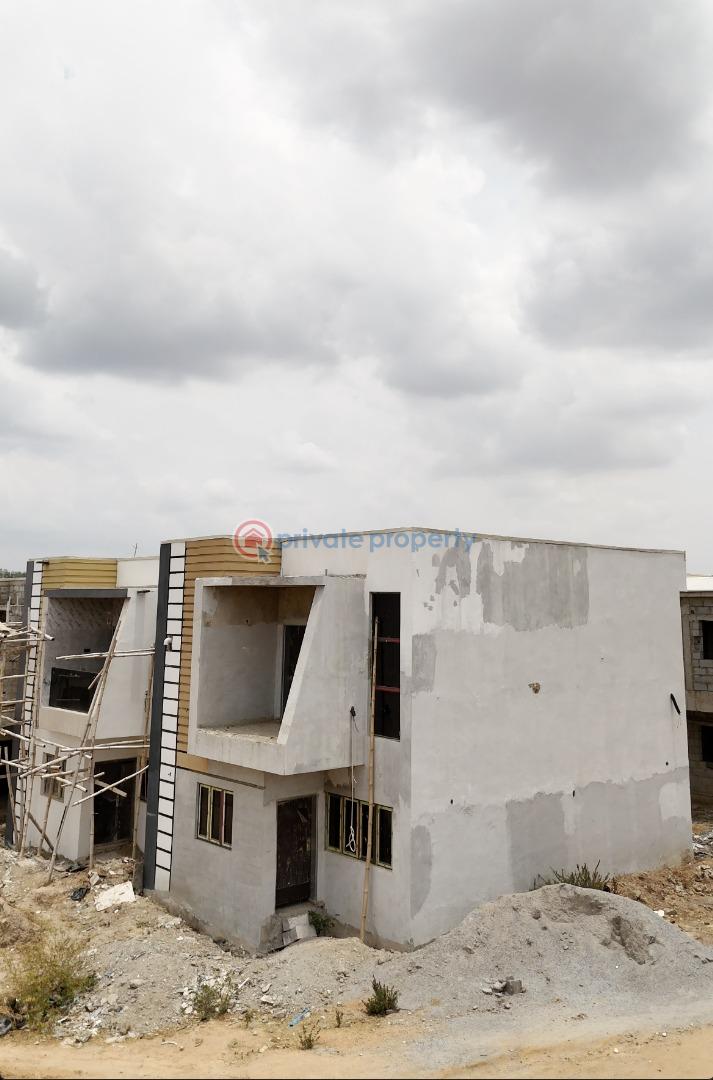 3 bedroom Duplex For Sale In Close Proximity To Abuja Nigeria International. Idu Abuja Phase 4  - 1