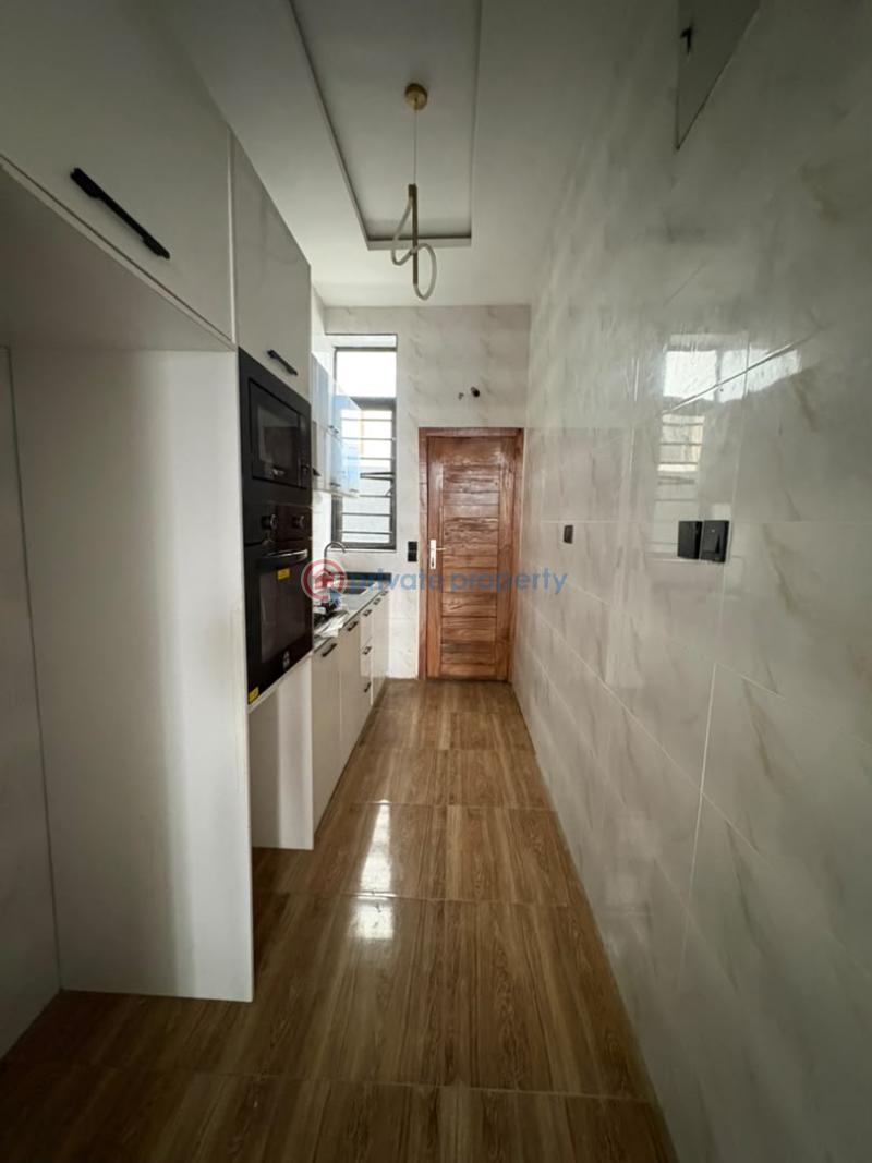3 bedroom Terraced Duplex For Sale Chevron Drive Lekki Lagos - 4