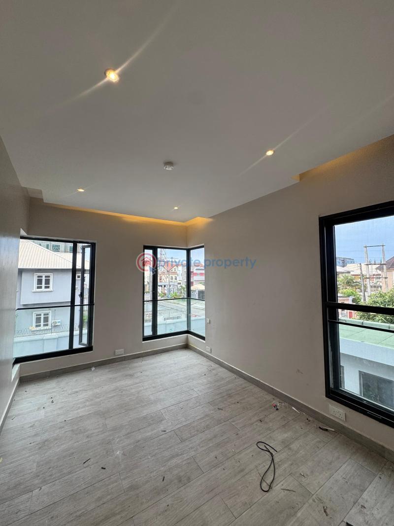 3 bedroom Terraced Duplex For Rent Lekki Phase 1 Lagos - 1