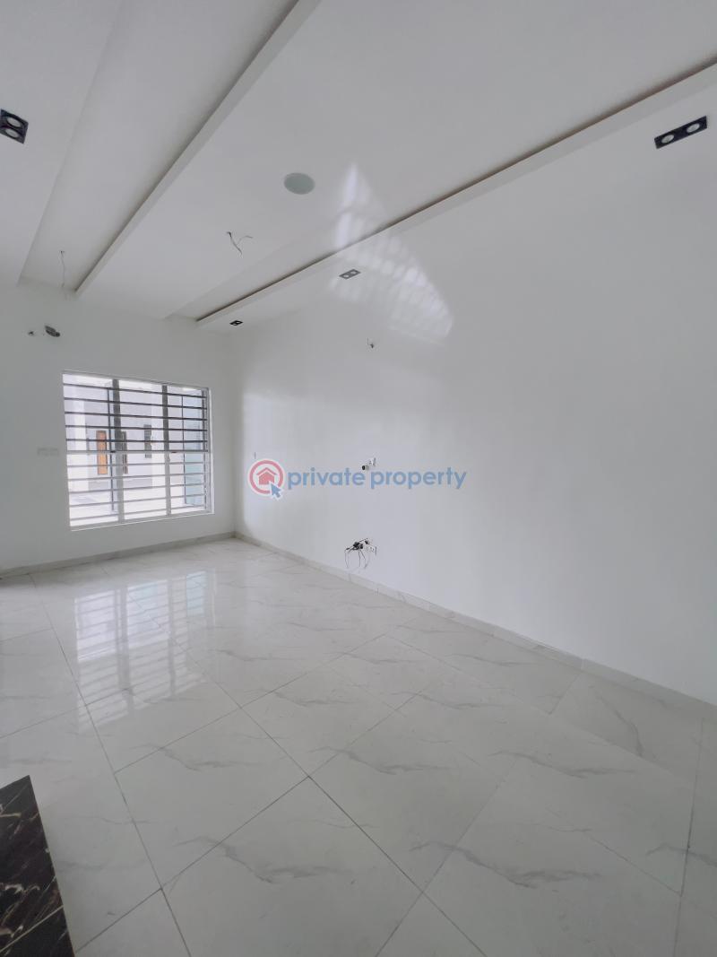 3  bedroom terrace duplex - 5 3 bedroom Terraced Duplex For Sale Off Orchid Road, Before The Roundabout Lafiaji Lekki Lagos - 5