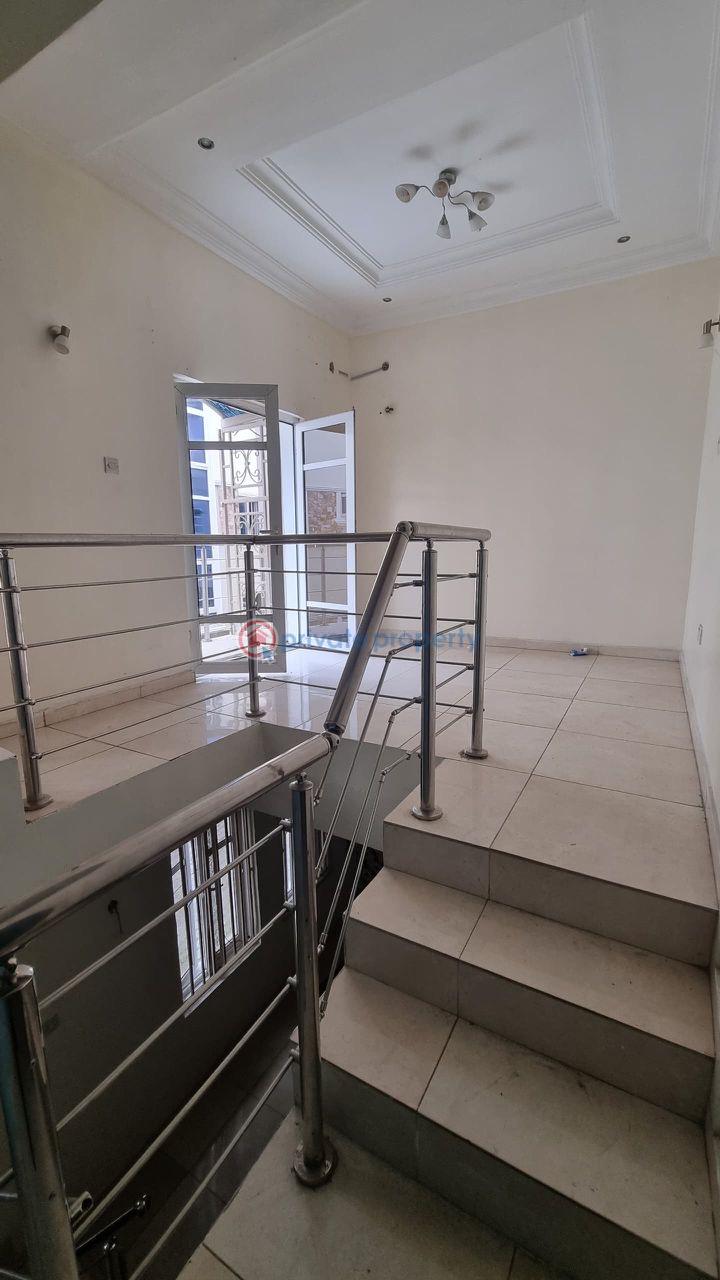 3-bedroom terrace duplex - 10 3 bedroom Terraced Duplex For Rent Osapa London Lekki Lagos - 10