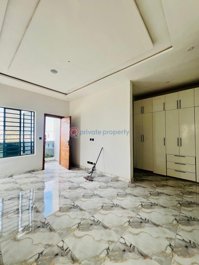 3 bedroom Terraced Duplex For Sale A Secure Estate At Abraham Adesanya Ajah Abraham Adesanya Ajah Lagos - 9