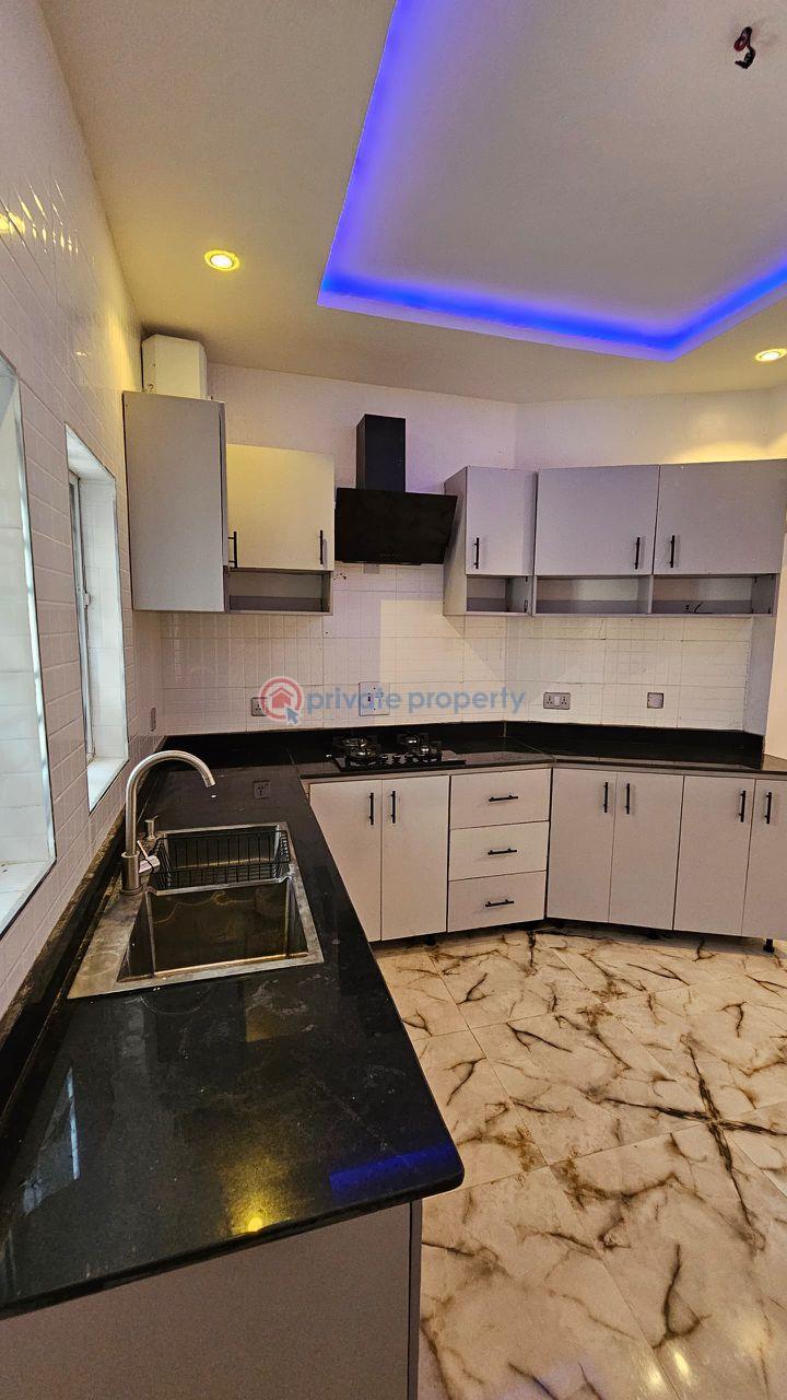 3 bedroom Terraced Duplex For Sale Ikolaba Gra. Ibadan Oyo - 5