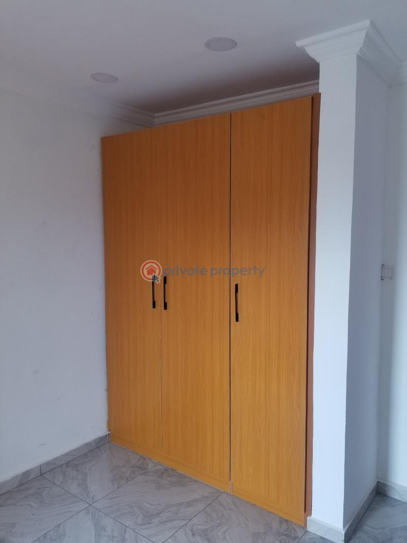 3 bedroom Terrace For Rent Meadow Hall Way Ikate Lekki Lagos. Ikate Elegushi Lekki Lagos - 3