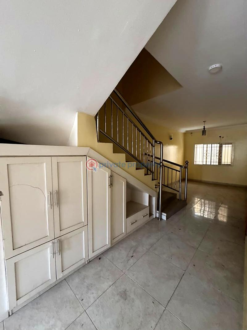 3 bedroom House For Rent Lekki Phase 1 Lagos - 4