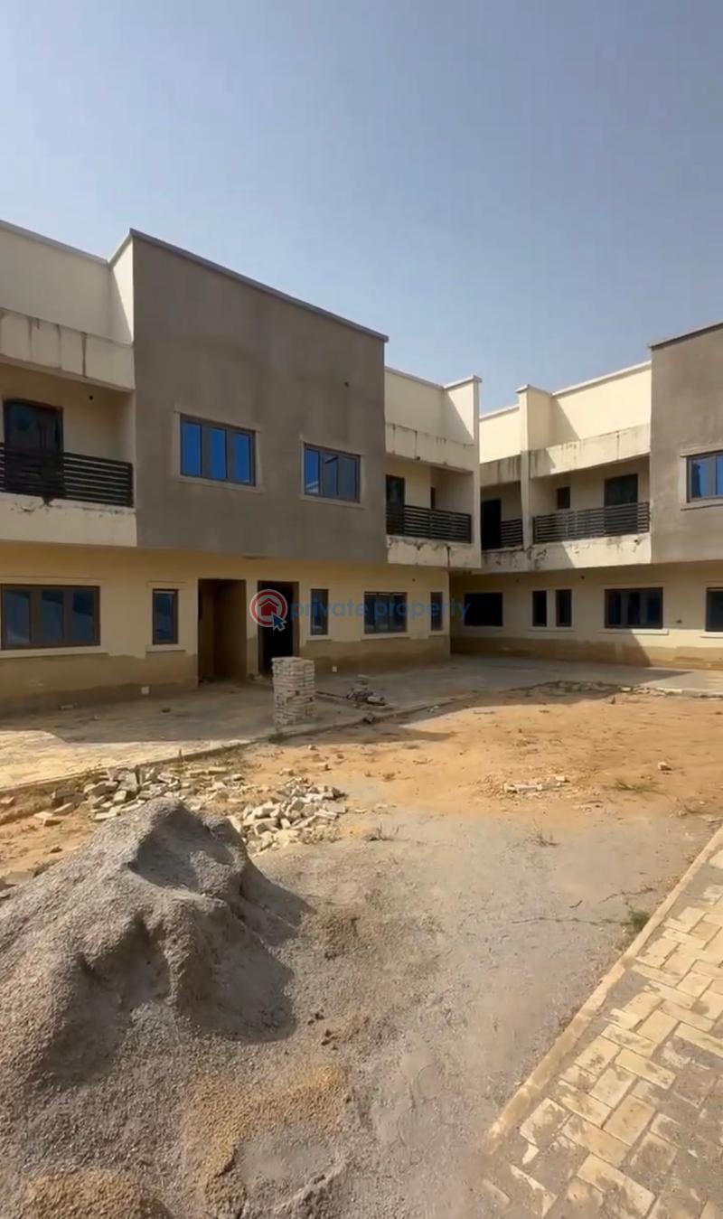 3 bedroom terrace with bq - 2 3 bedroom Terraced Duplex For Sale Kaura Abuja Phase 2  - 2