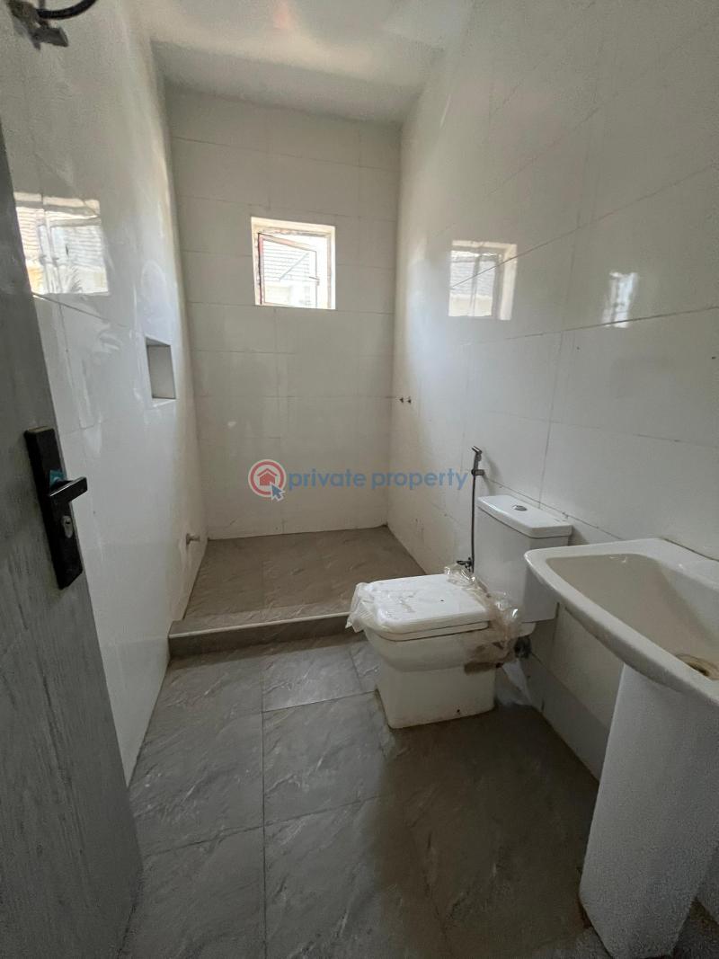 3 bedroom House For Sale Gaduwa Abuja Phase 2  - 2