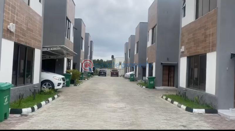 3 bedroom Terrace For Sale Ajayi Apata, Sangotedo. Sangotedo Ajah Lagos - 12