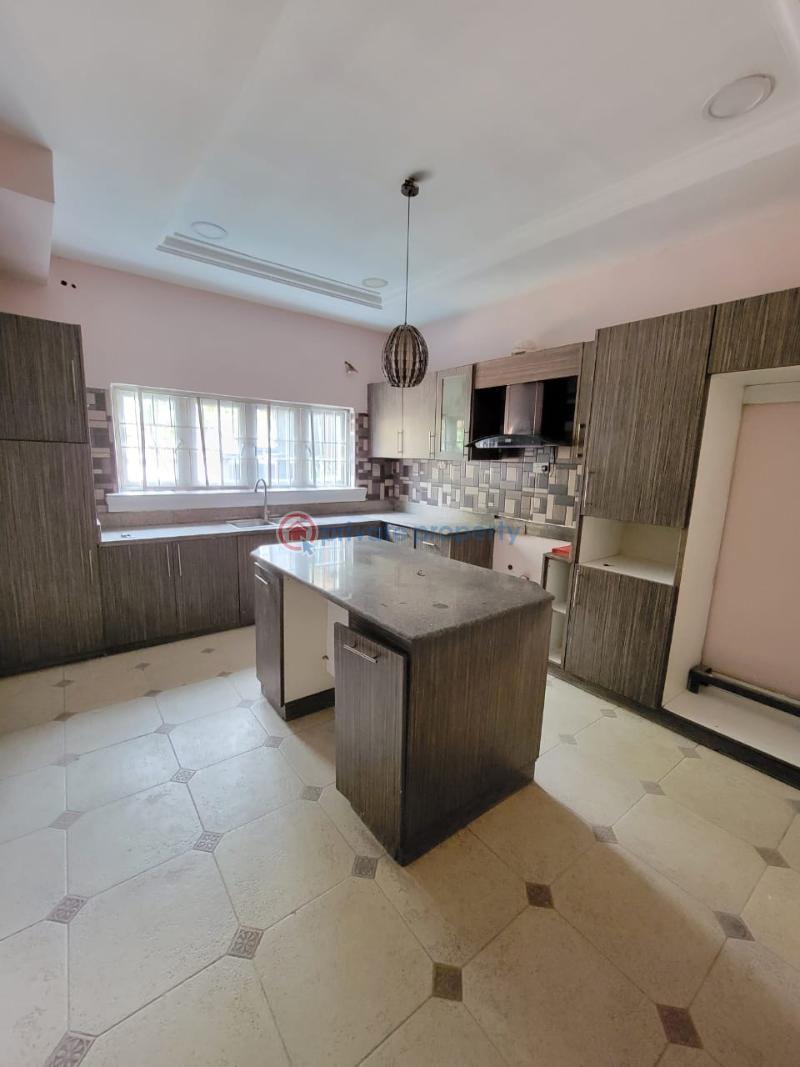 3 bedroom Terraced Duplex For Rent Jabi Abuja Phase 2  - 5