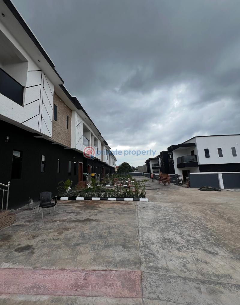 3 bedroom Terrace For Sale Trans Ekulu Ezeagu Enugu - 1