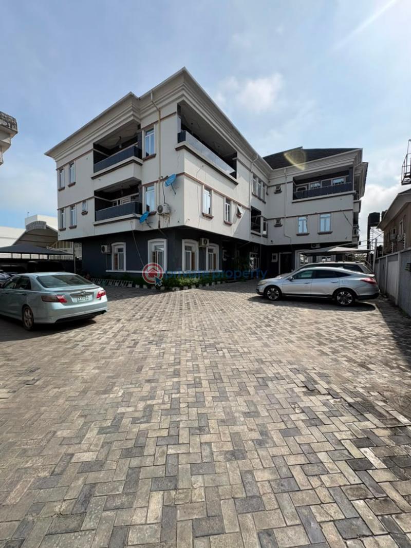 3 bedroom Terraced Duplex For Rent Lekki Lagos - 6
