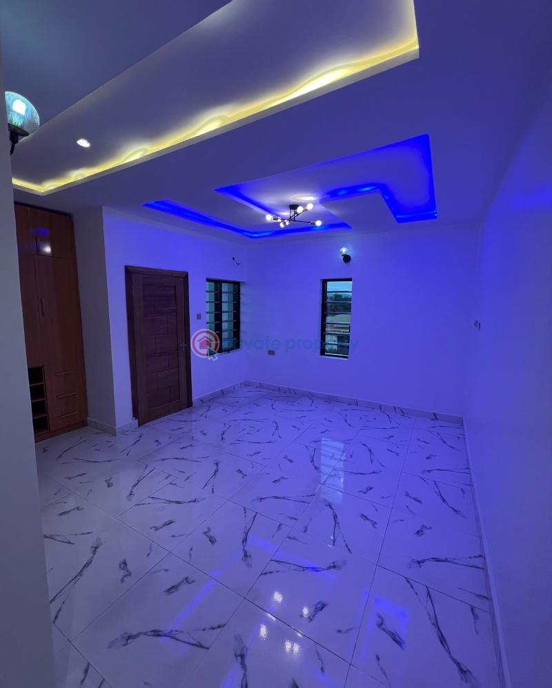 3 bedroom Terrace For Sale Trans Ekulu Ezeagu Enugu - 9