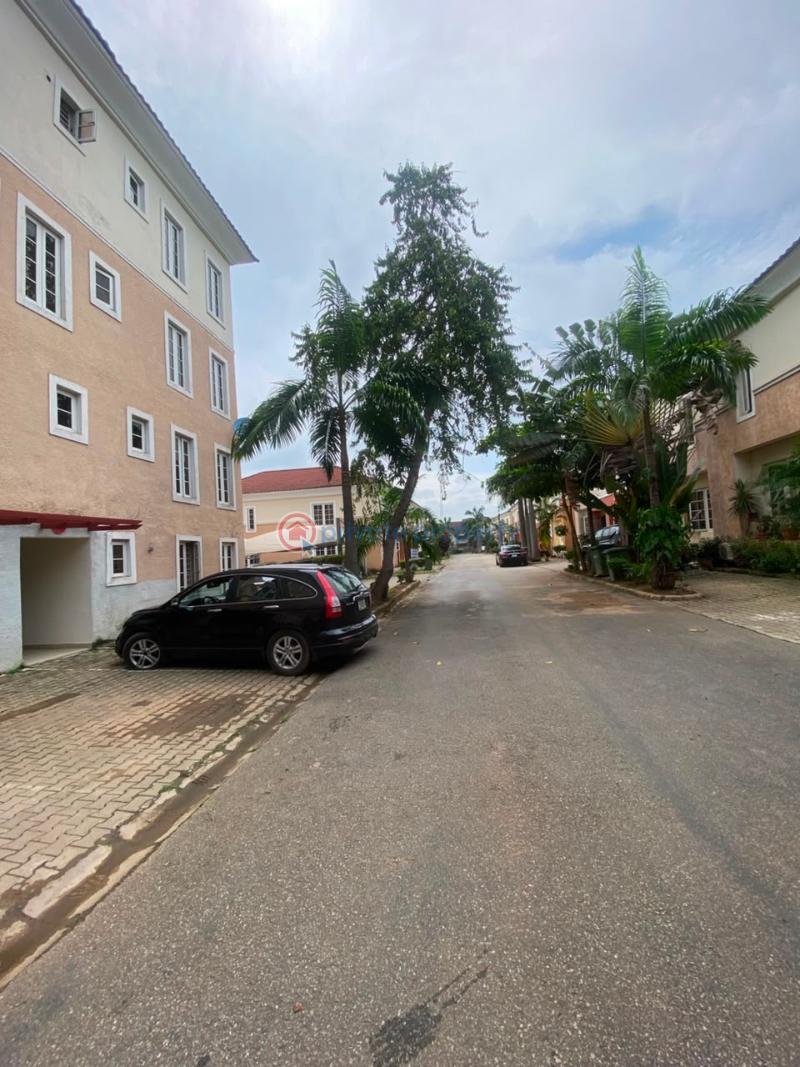 3 bedroom Townhouse For Rent Asokoro Abuja Phase 1  - 4