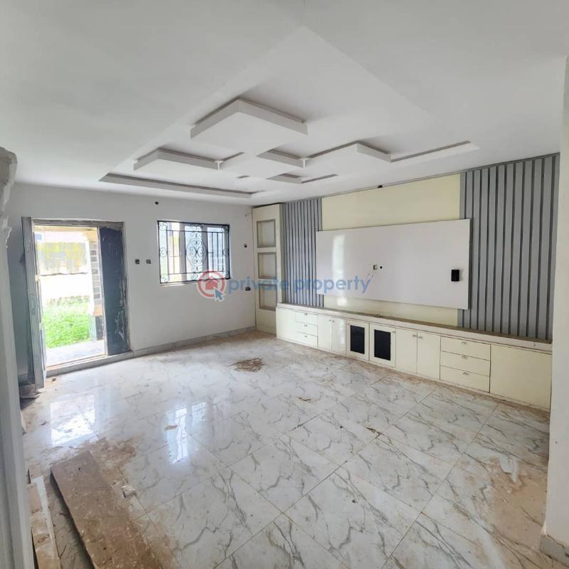 3 bedroom Block Of Flats For Sale Agoro, Before Elenusonso Alafara Ibadan Ibadan Oyo - 1