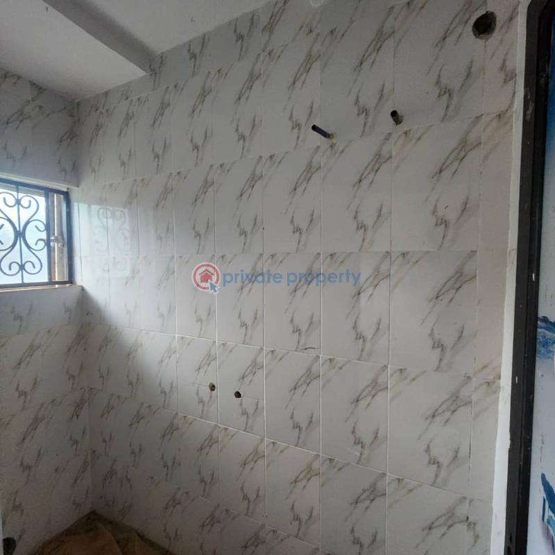 3 bedroom Block Of Flats For Sale Agoro, Before Elenusonso Alafara Ibadan Ibadan Oyo - 5