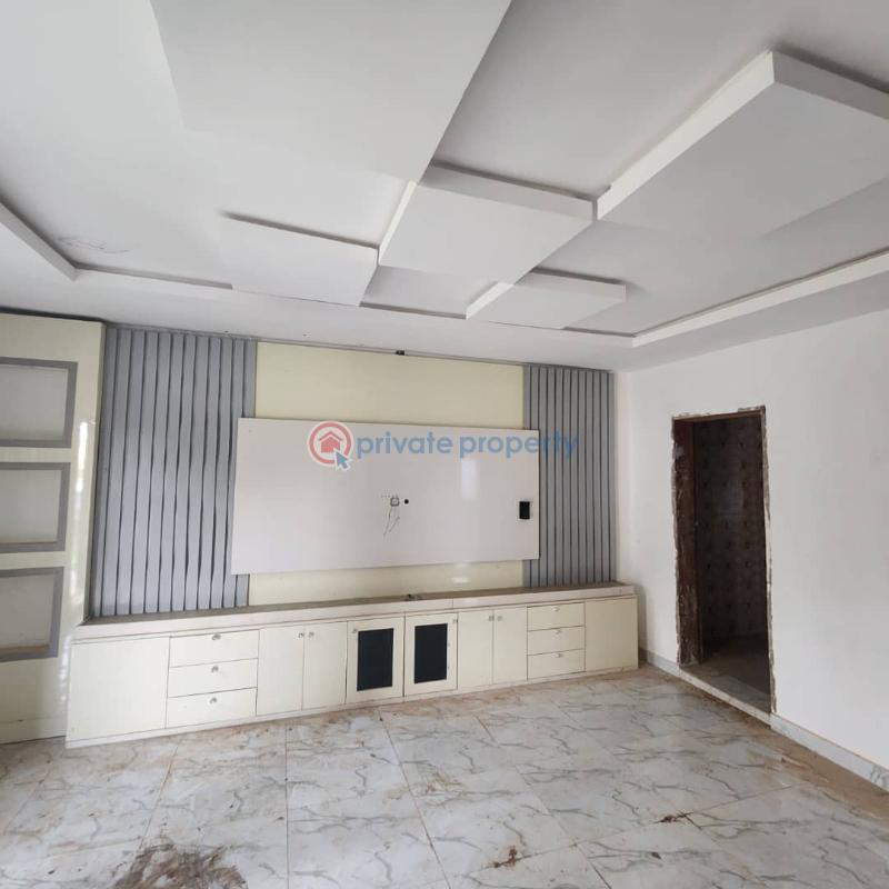 3 bedroom Block Of Flats For Sale Agoro, Before Elenusonso Alafara Ibadan Ibadan Oyo - 7