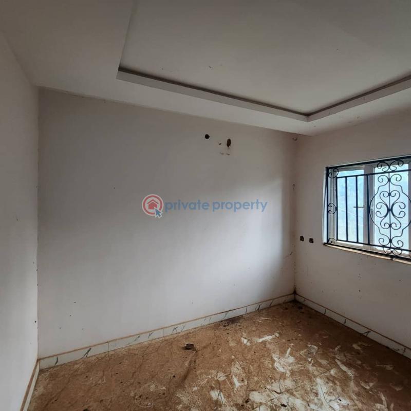 3 bedroom Block Of Flats For Sale Agoro, Before Elenusonso Alafara Ibadan Ibadan Oyo - 2