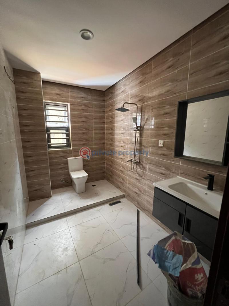 3 bedroom House For Sale Wuye Abuja Phase 2  - 8