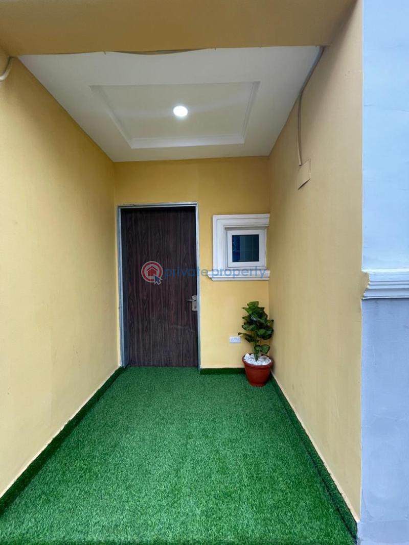 3 bedroom Block Of Flats Short let Wuye Abuja Phase 2  - 0