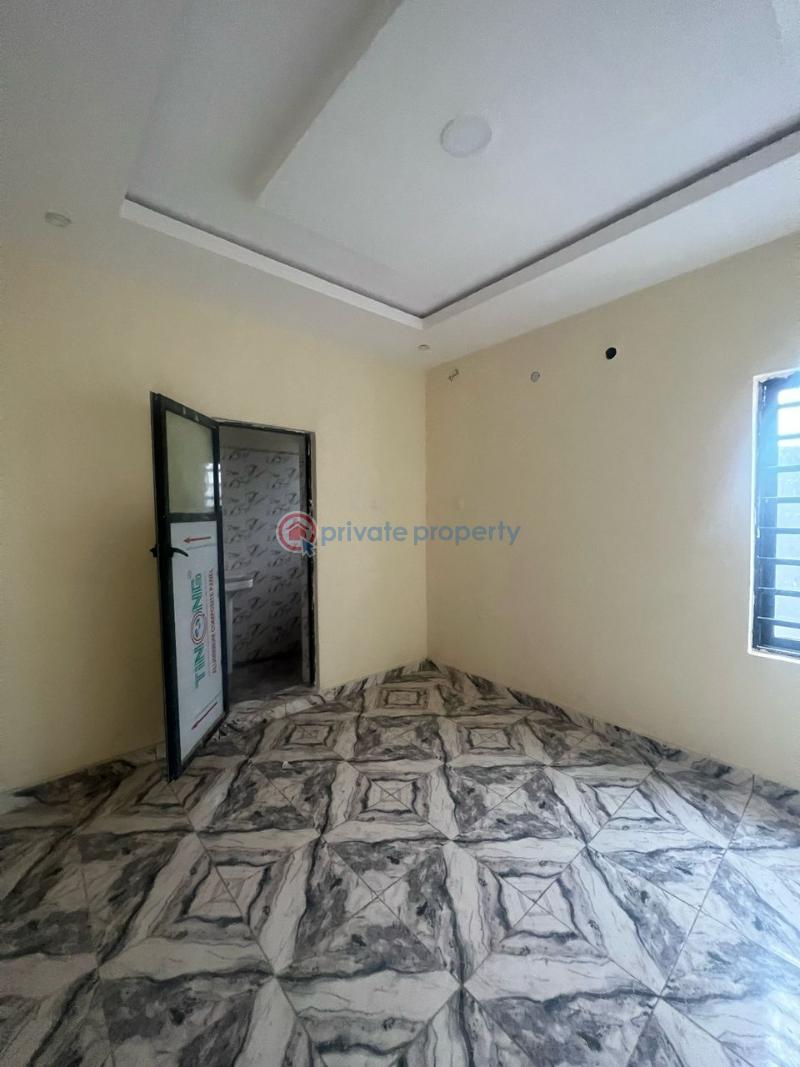 3 bedroom Flat & Apartment For Rent Valley View Estates Olu Odo Opposite Green Leaf Ebute Ikorodu Lagos - 4