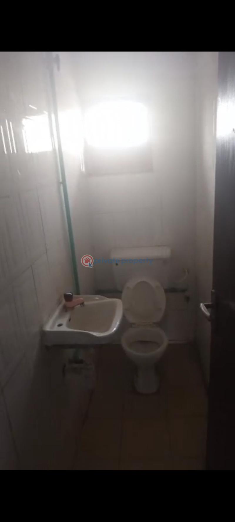 3 bedroom Block Of Flats For Rent Dairy Farm Estate, Agege, By Agege Stadium Pen Cinema Agege Lagos - 10