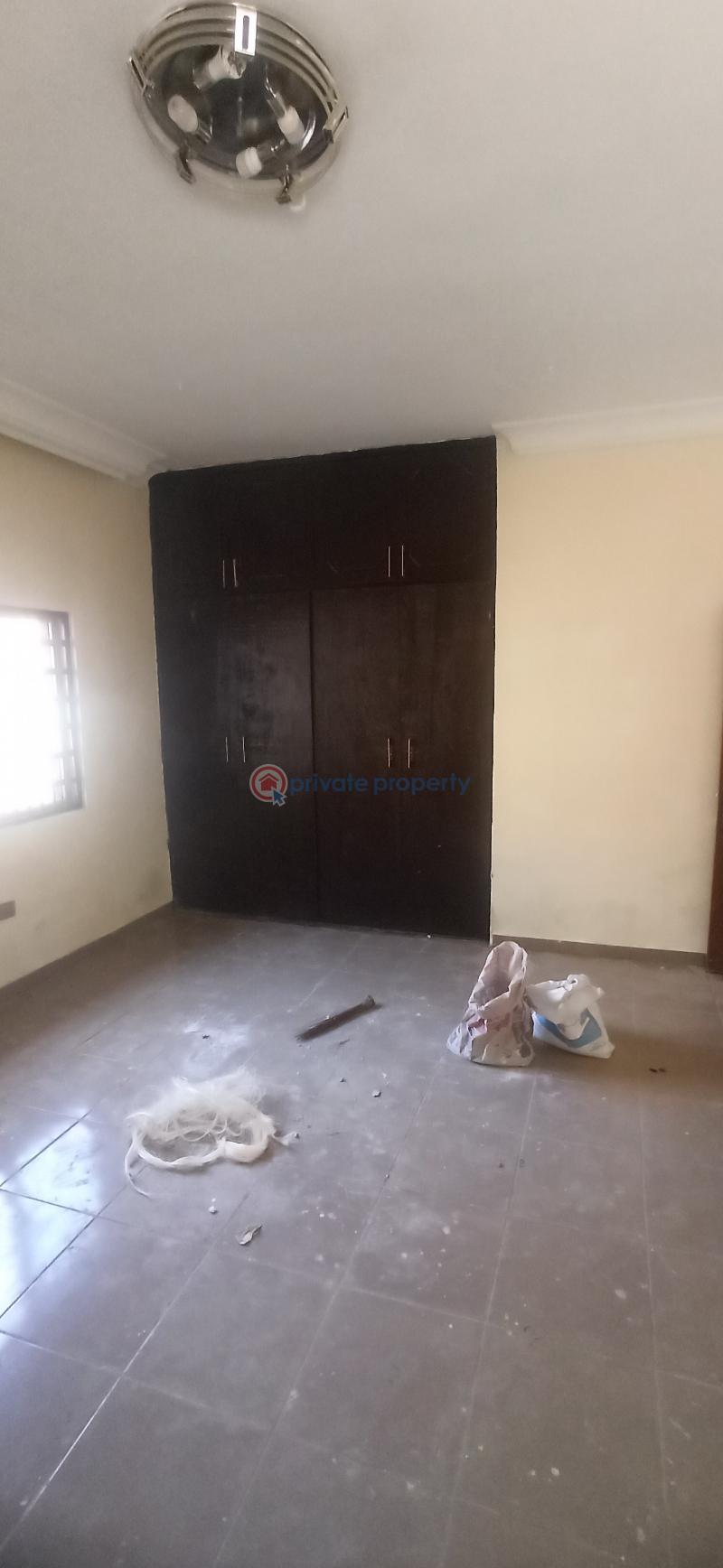 3 bedroom Flat & Apartment For Rent Wuse II Abuja Phase 1  - 16
