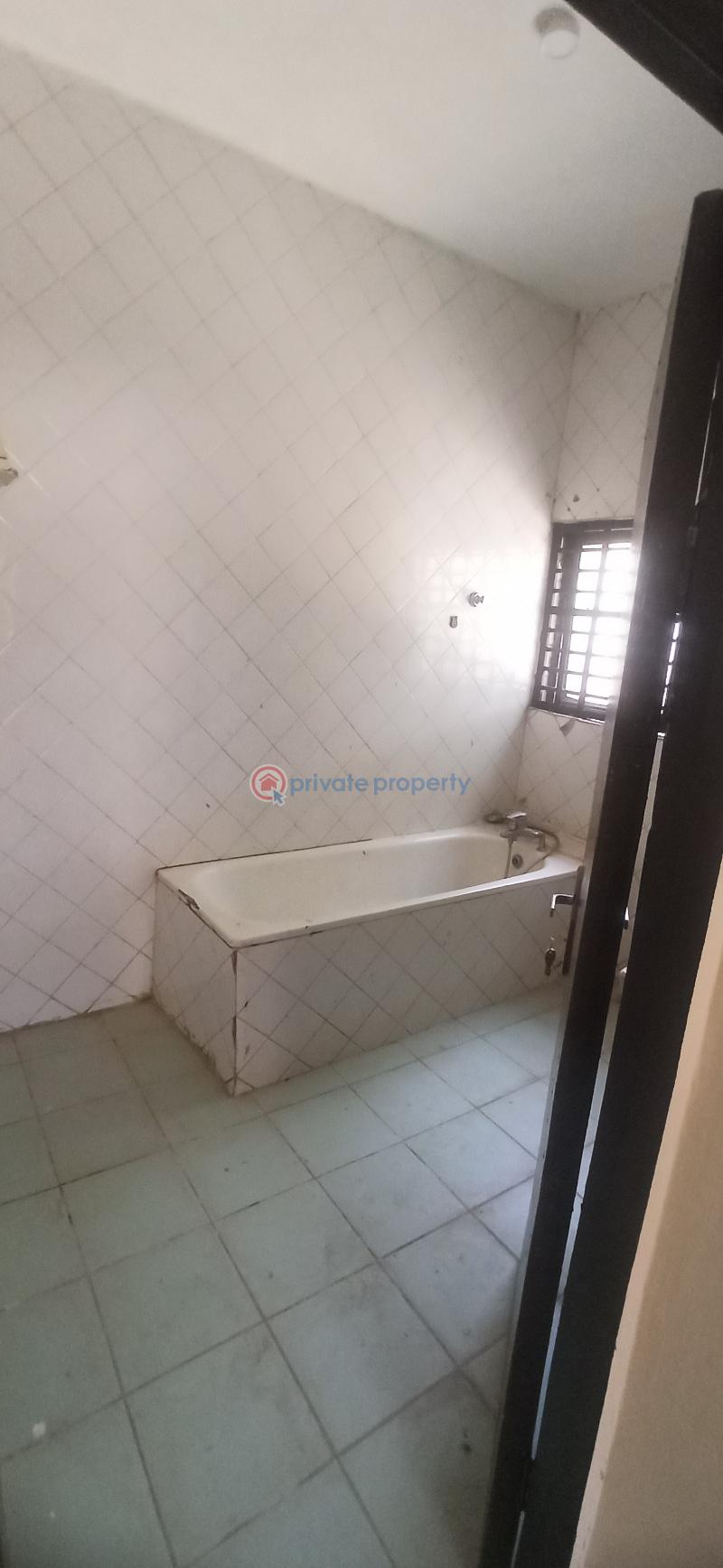 3 bedroom Flat & Apartment For Rent Wuse II Abuja Phase 1  - 15
