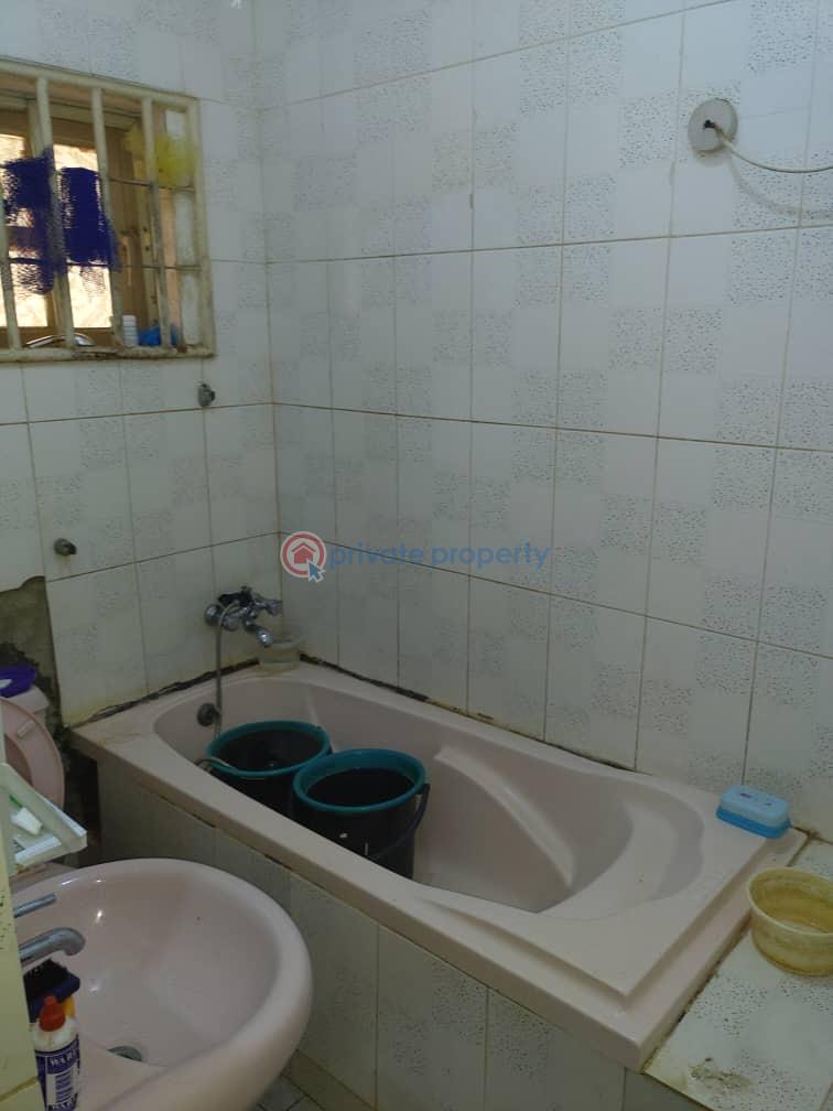3 bedroom Semi detached Bungalow For Sale Lokogoma Abuja Phase 2  - 9
