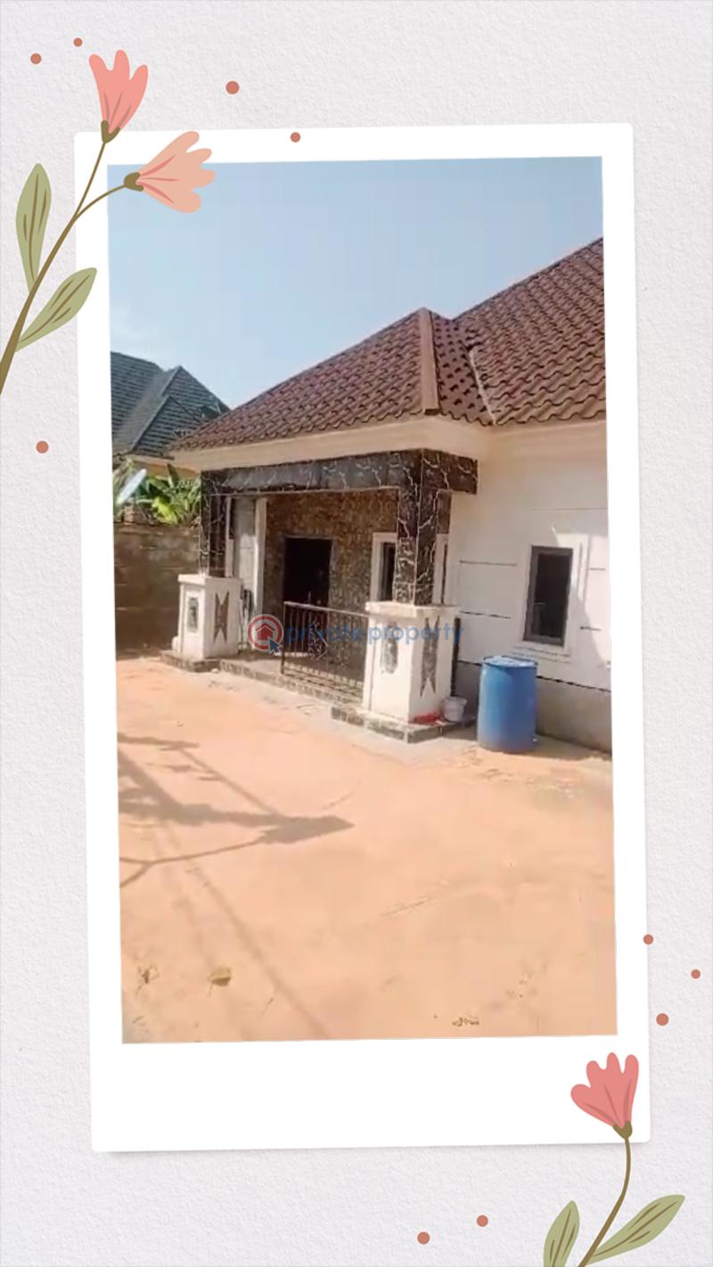 3 bedroom Detached Bungalow For Sale Phase 7 Transekulu Enugu Area  - 1